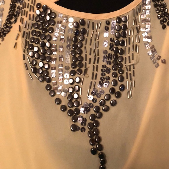 Large yellow blouse - Picture 4 of 4